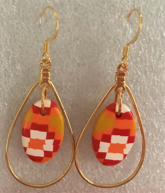Drop of Clay Red, Orange and White Design
